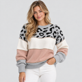 Strikket Sweater til Damer - Leopardprint med Colorblock-Felter