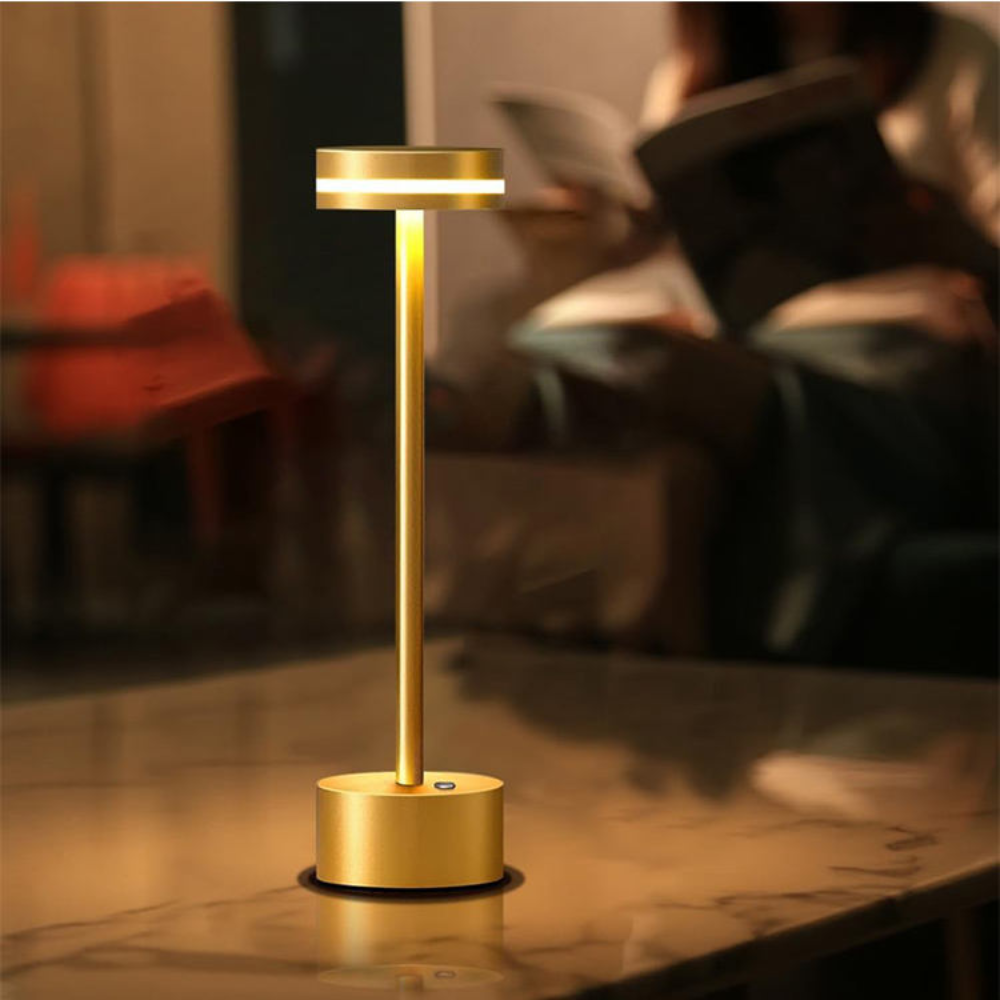 Bordlampe – neutralt design – til indendørs brug