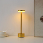 Bordlampe – neutralt design – til indendørs brug