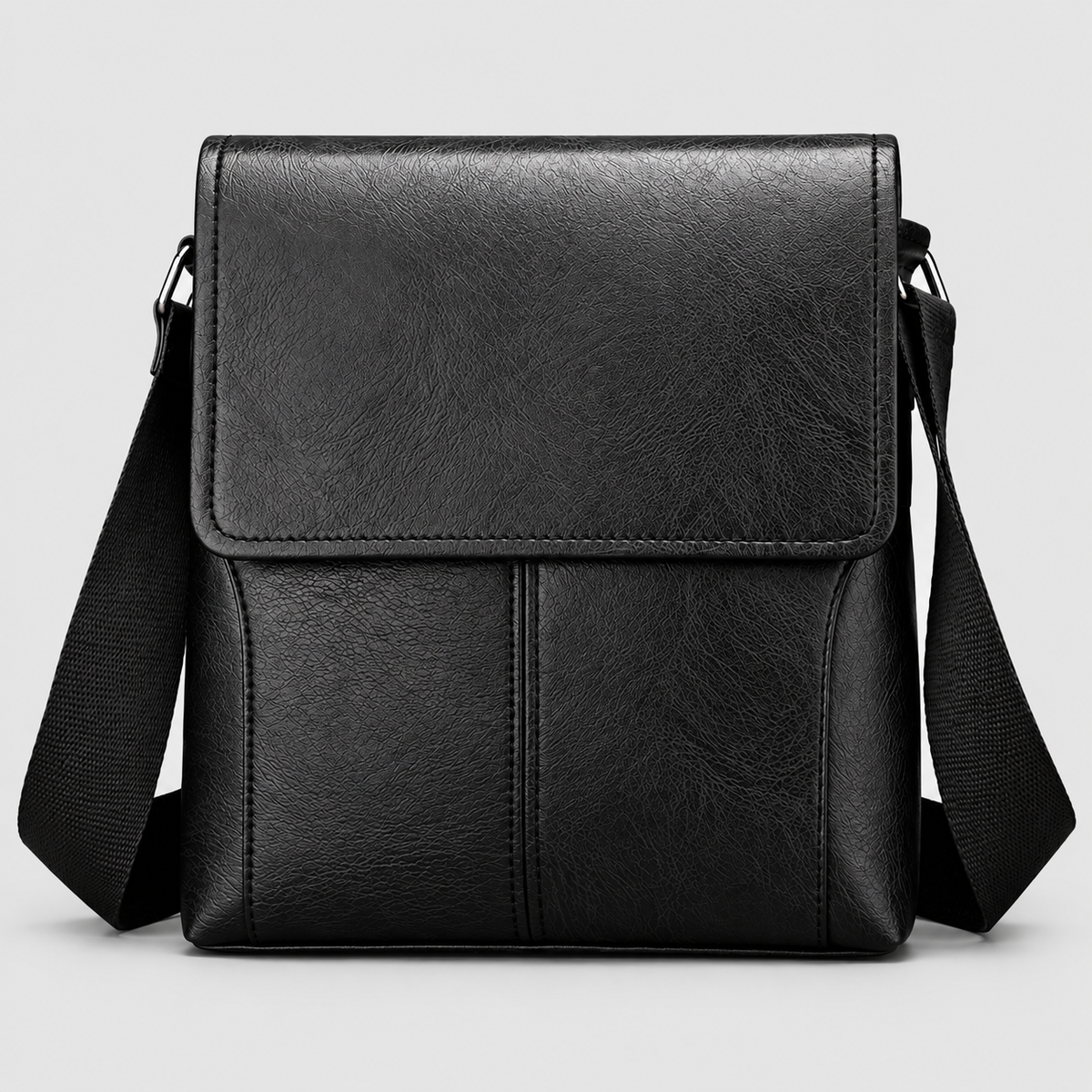 Messenger Bag i PU til Herrer - Crossbody med Spids Klapdetalje