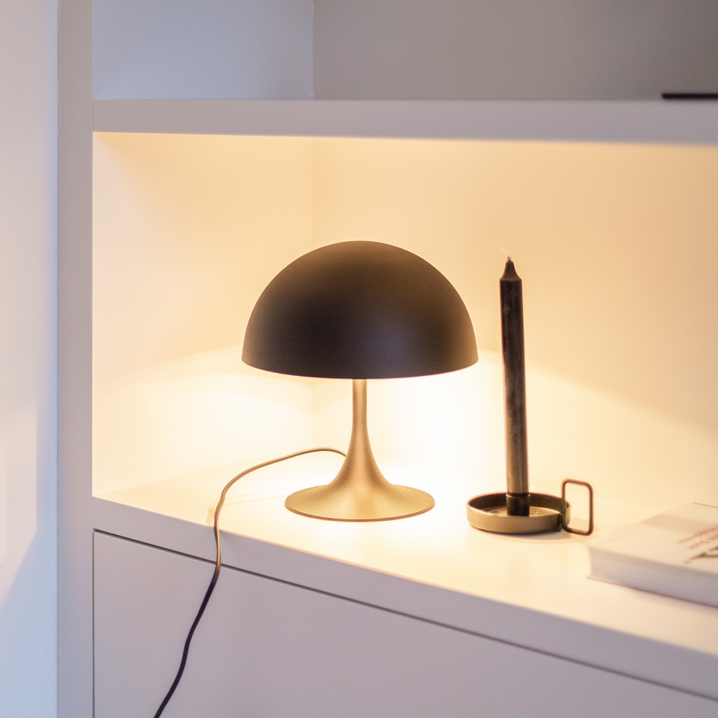 Bordlampe Braga rund bordlampe med lysrefleksion