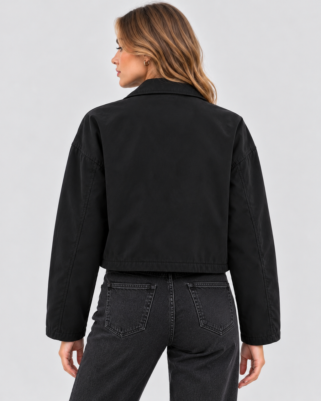 Slouchy Cropped Jakke til Damer - Koksgrå Sort, Ståkrave, Brystlommer