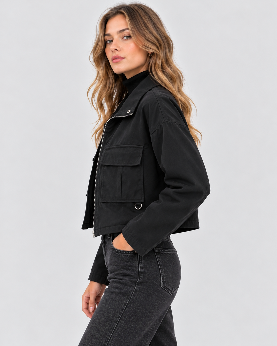 Slouchy Cropped Jakke til Damer - Koksgrå Sort, Ståkrave, Brystlommer