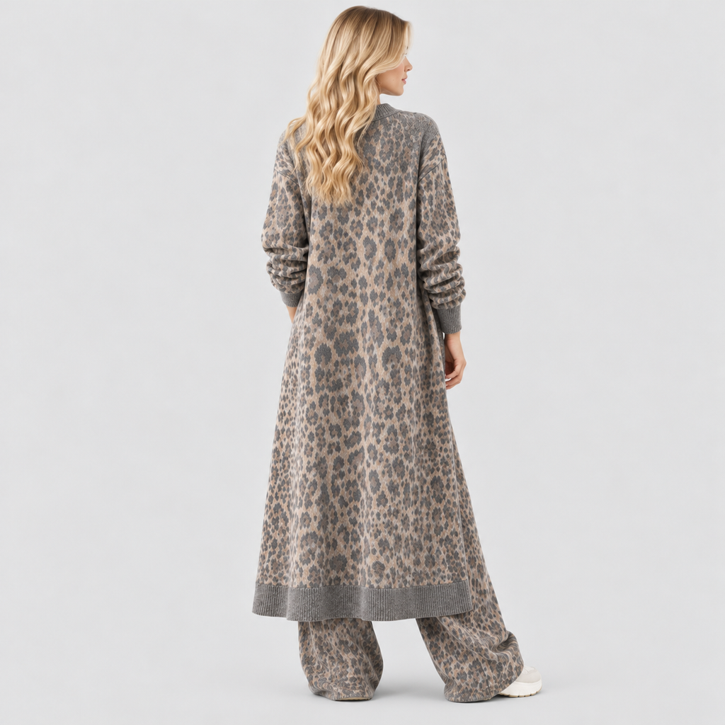 Todelt Sæt med Leopardprint til Damer - Cardigan og Brede Bukser