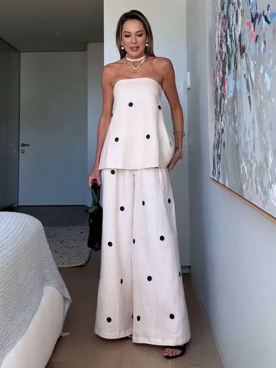 Todelt Sæt med Strapless Top og Vide Bukser