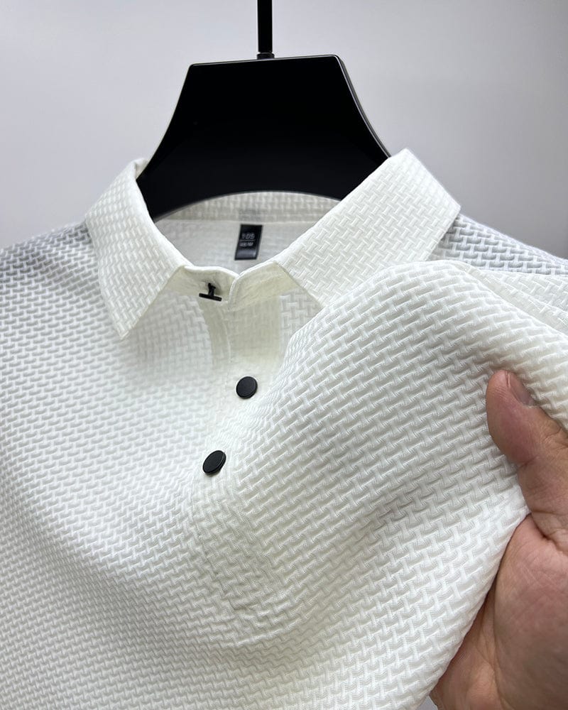 August button-up skjorte – klassisk design og alsidig pasform