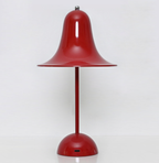 Batteridrevet bordlampe med klassisk top