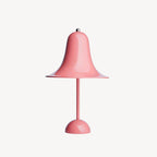 Batteridrevet bordlampe med klassisk top