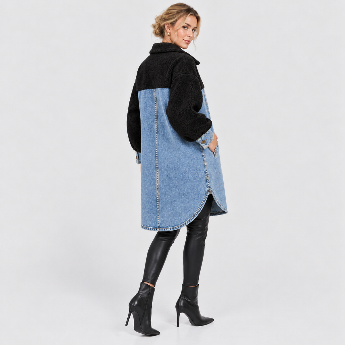 Lang Denimjakke - Sherpa-For, Knaplukning