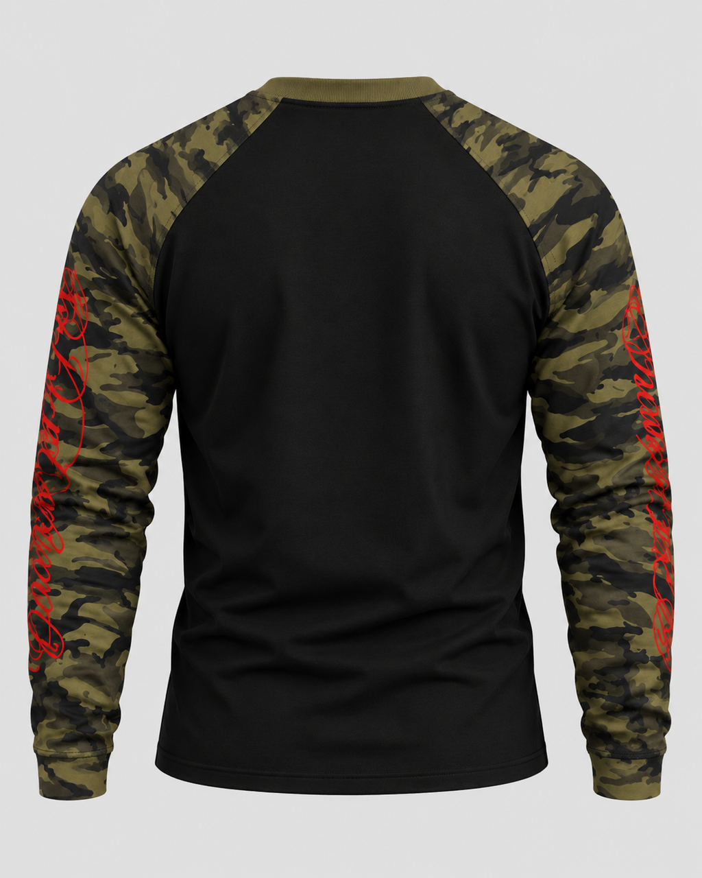 Langærmet Raglan T-Shirt til Herrer - Camo-Ærmer, Rød Skriftgrafik