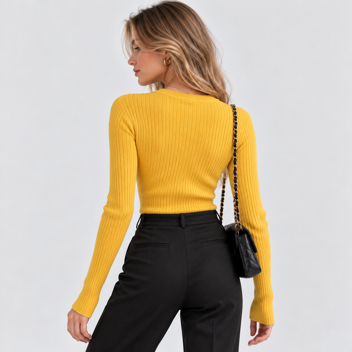 Ribstrikket Sweater med Knaplukning til Damer - Strækstrik