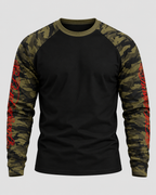 Langærmet Raglan T-Shirt til Herrer - Camo-Ærmer, Rød Skriftgrafik
