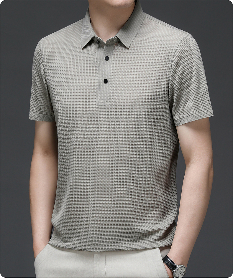 August button-up skjorte – klassisk design og alsidig pasform