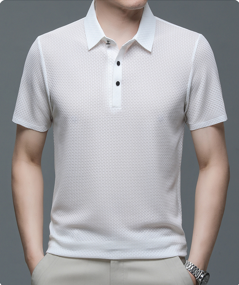 August button-up skjorte – klassisk design og alsidig pasform