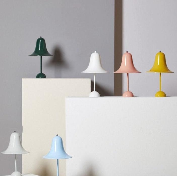 Batteridrevet bordlampe med klassisk top
