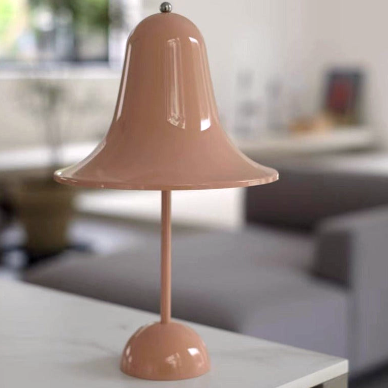 Batteridrevet bordlampe med klassisk top