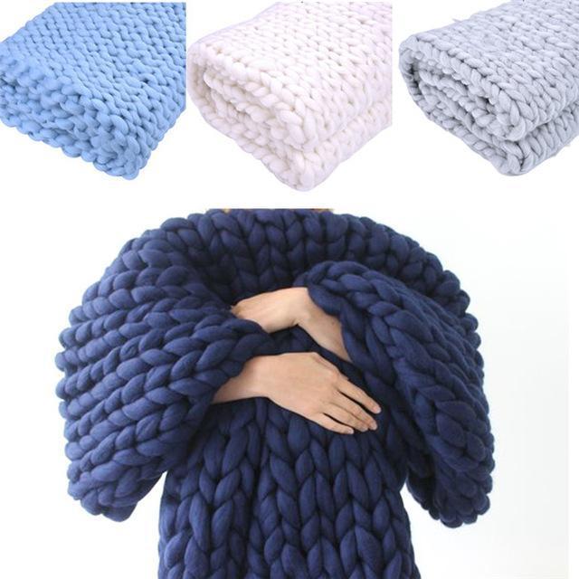 Chunky strikket tæppe til sofa